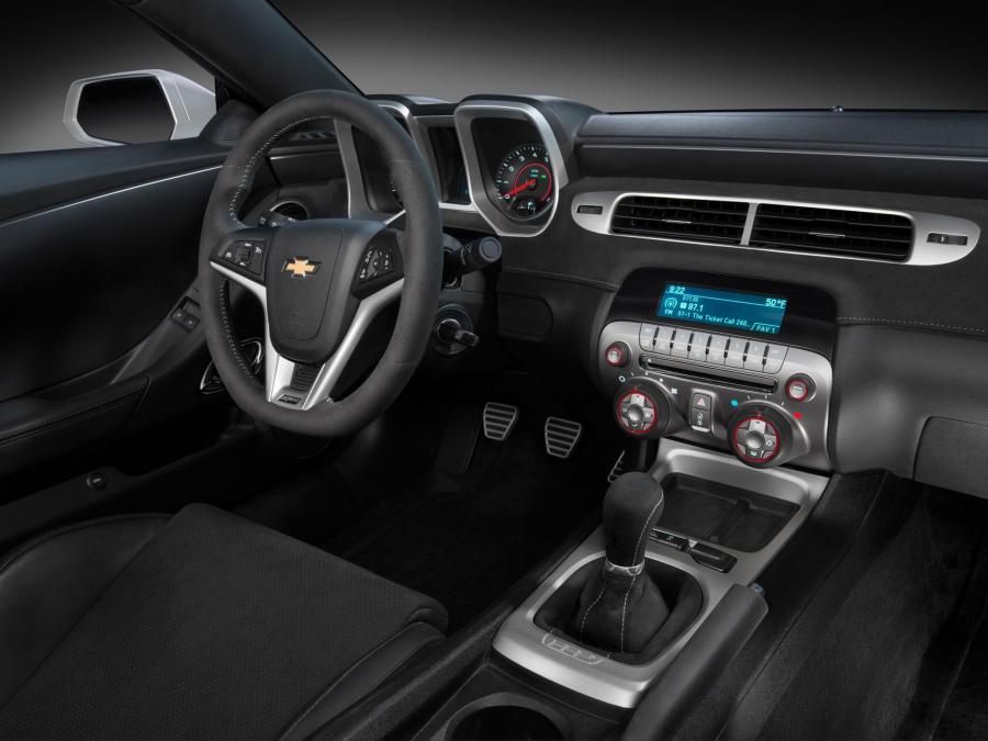  Chevrolet Camaro Z28 2013 года  (фото 8 из 14)